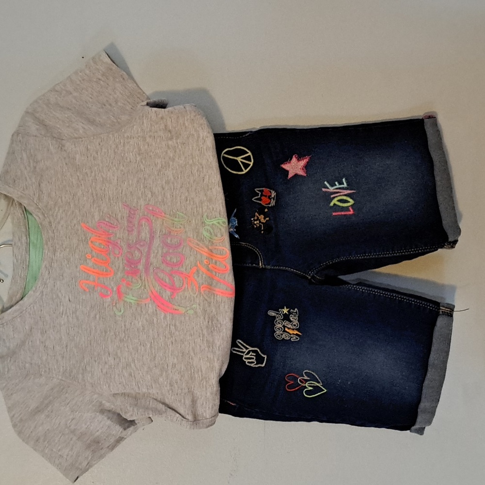 Girls Summer Size 12 Jordache capris & matching Top